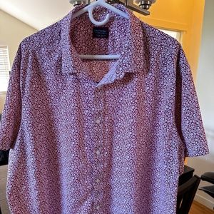 UNTUCKit Wrinkle-Free Performance Short-Sleeve Shirt